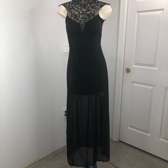 Solemio Dresses & Skirts - SOLEMIO - black lace/sheer bottom tie back dress S